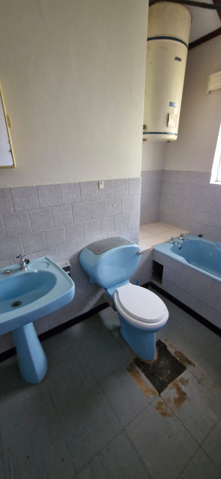 To Let 5 Bedroom Property for Rent in Generaal De Wet Free State